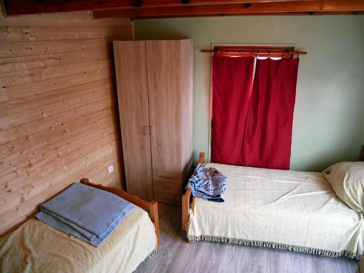 Gite Chez Coste Gilles Saint-Privat-du-Dragon Exterior foto